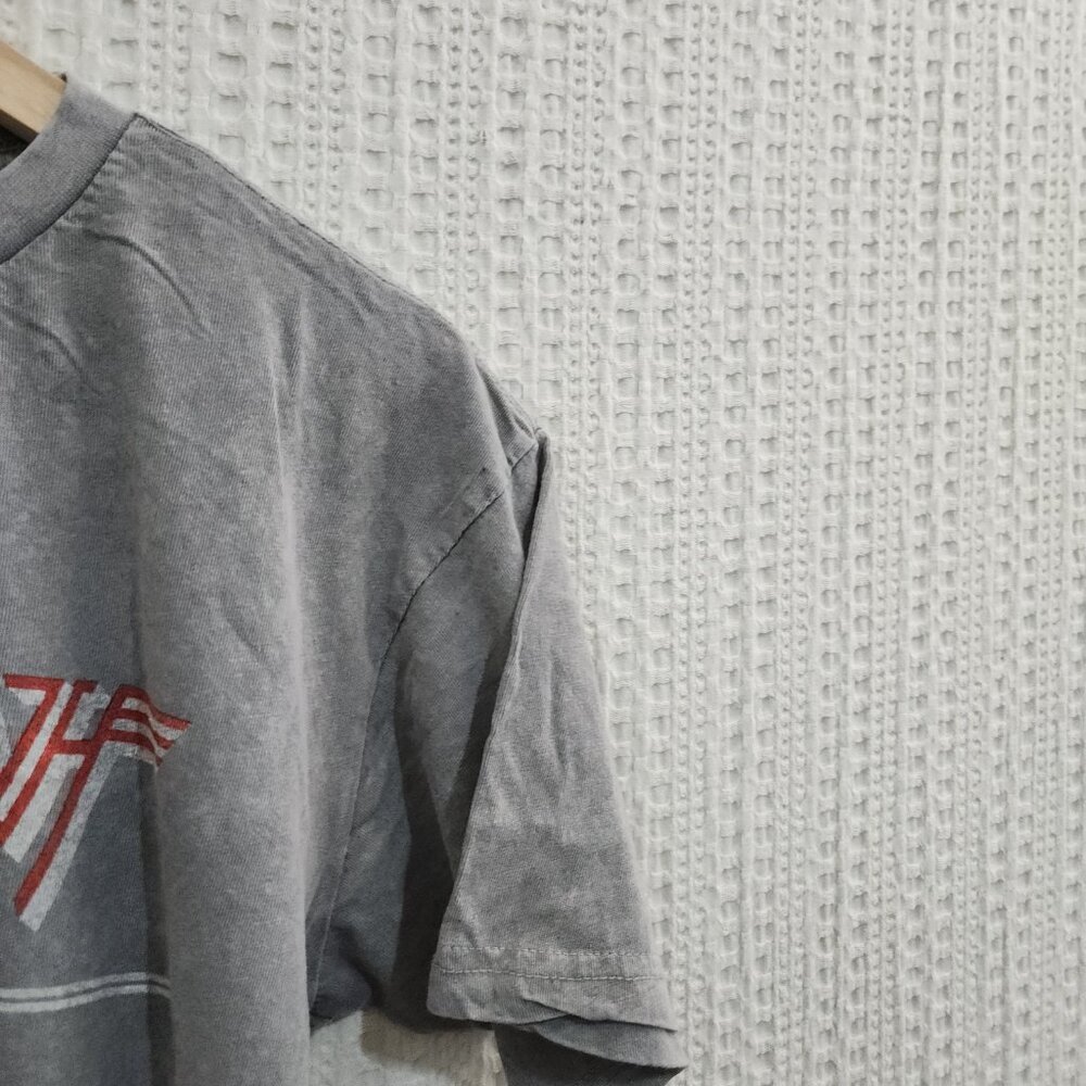 Van Halen Women’s Vintage Motorcycle Pin-Up Graphic Tee Gray Size Medium - Picture 6 of 11